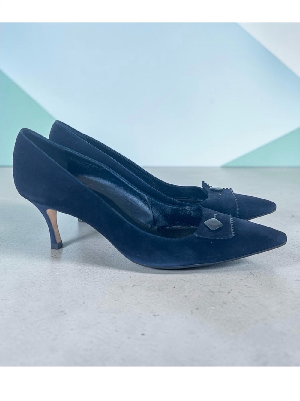 MANOLO BLAHNIK Navy Blue Suede Pointed Heels Pumps Sandals Sz 39